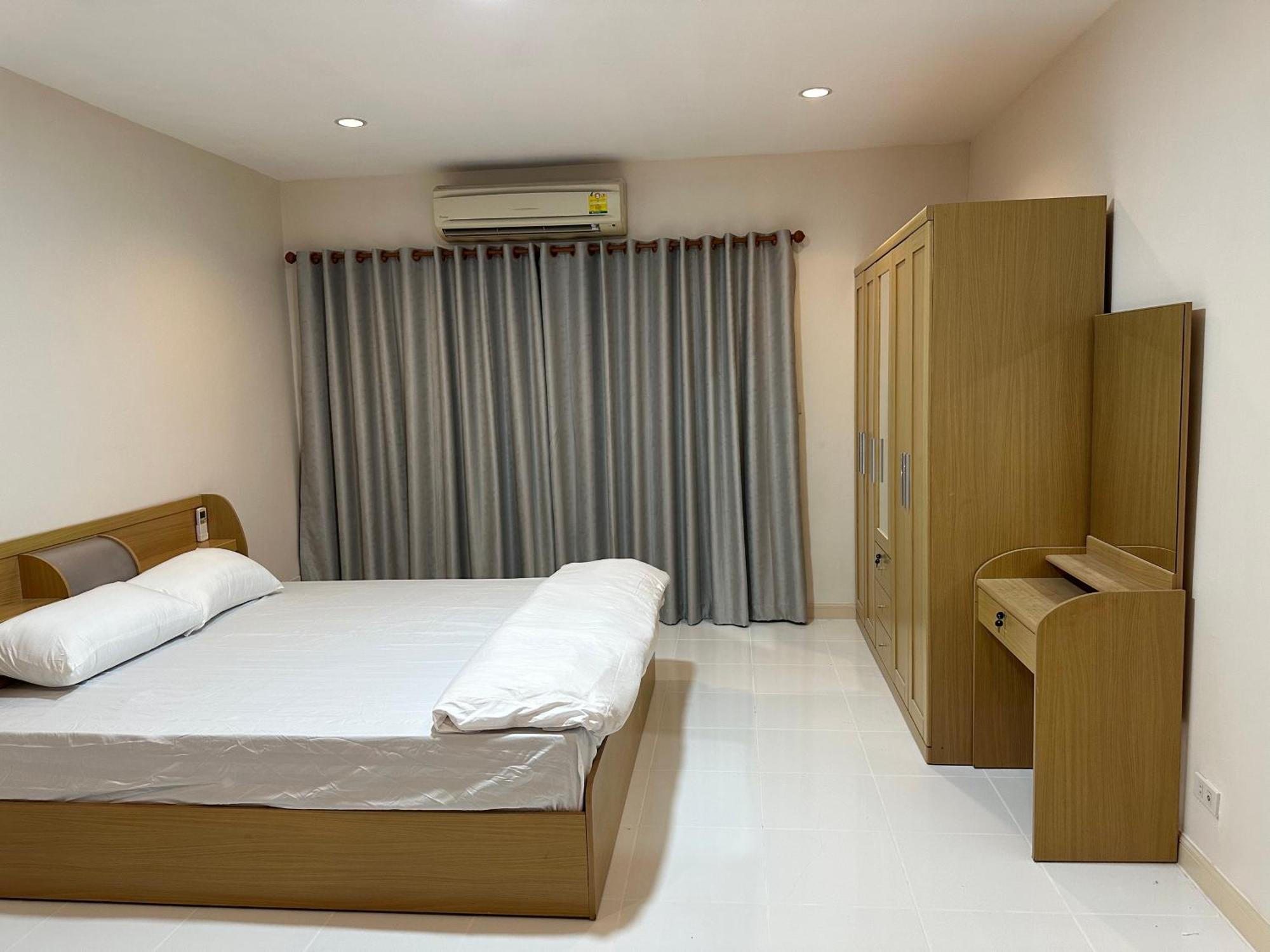 Country Complex Bangna Aparthotel Banguecoque Exterior foto